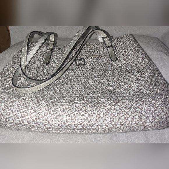 Eric Javits New York gray and metallic raffia tote bag. - Picture 12 of 14
